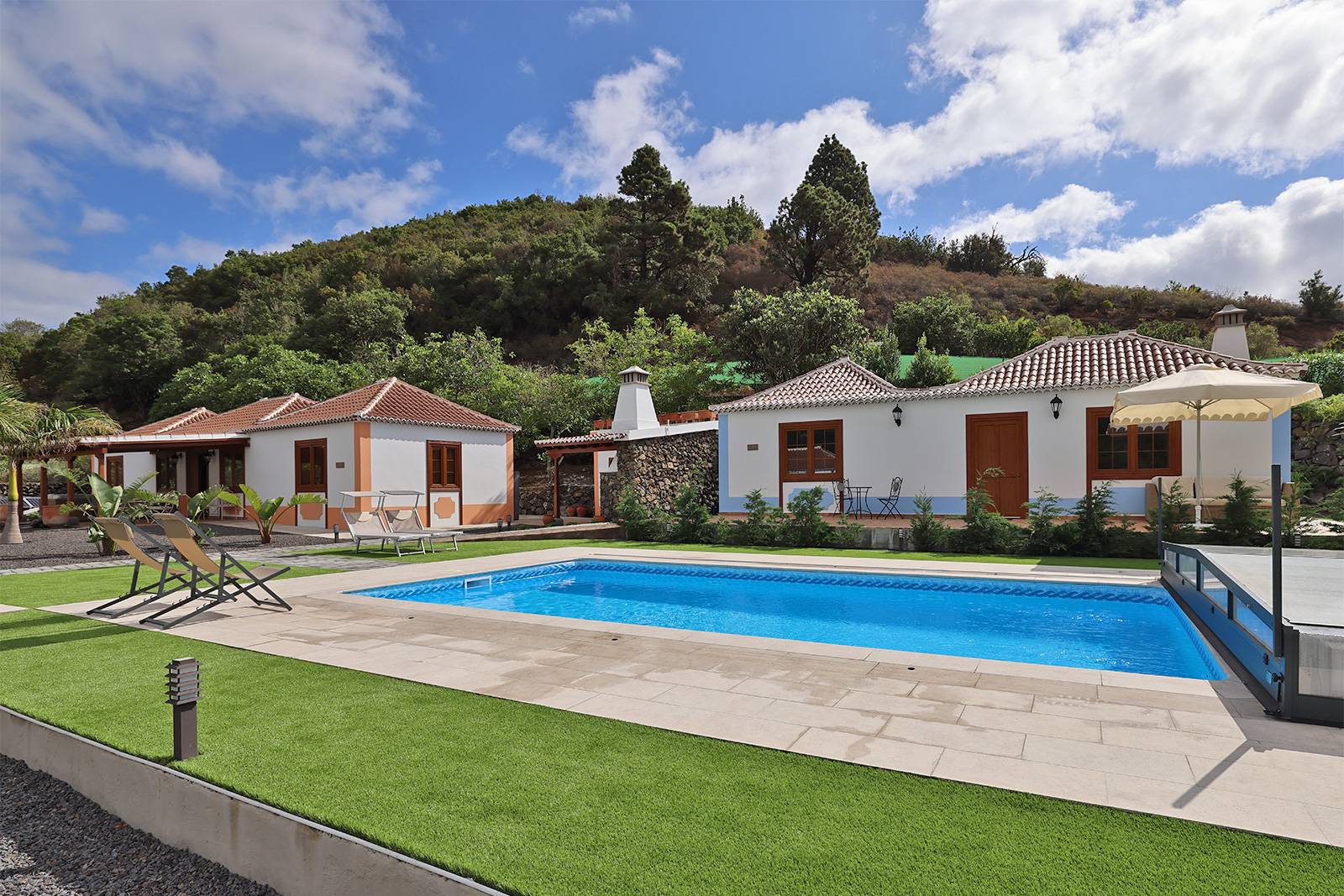 Villas Morera